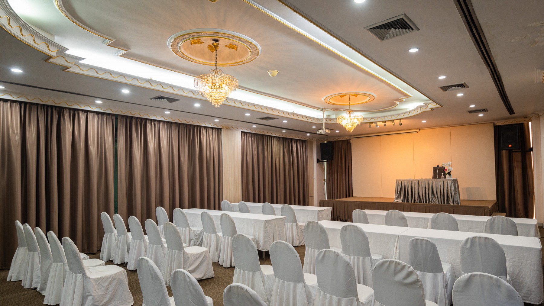River Hotel – The Outstanding Venue Nakhon Pathom